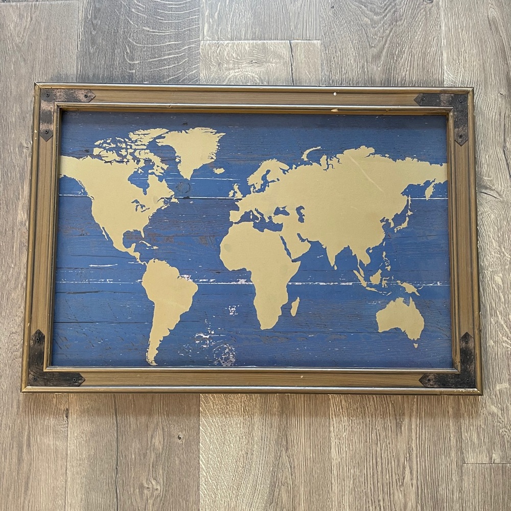 Brand New Vintage Wooden Frame of the continentals